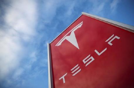 Tesla considering building a lithium smelter in Texas, the first in North America, to start construction as early as the fourth quarter