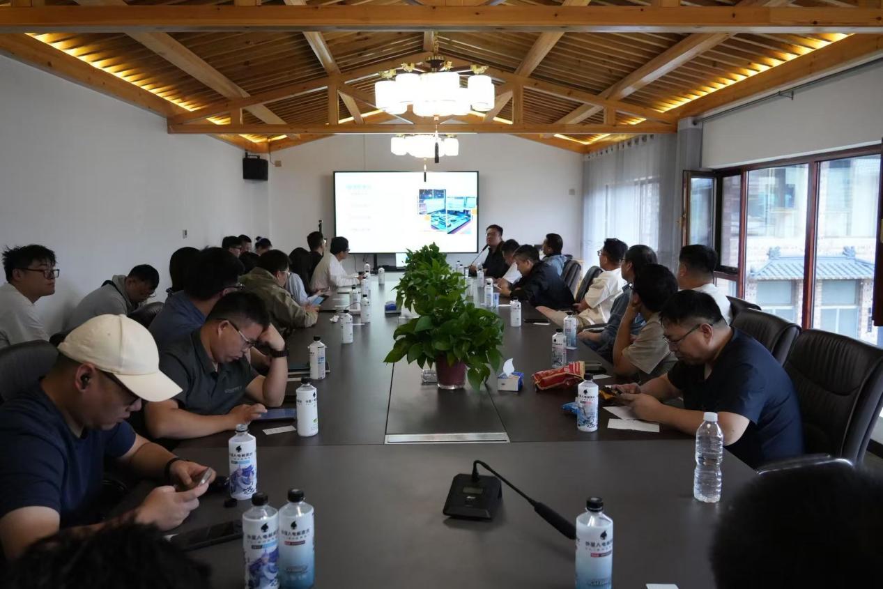 Five Years Together! Ai Yu Hui's Self-Driving Grassland Sky Road Event Concludes Successfully, Exploring the New Future of Brand Communication