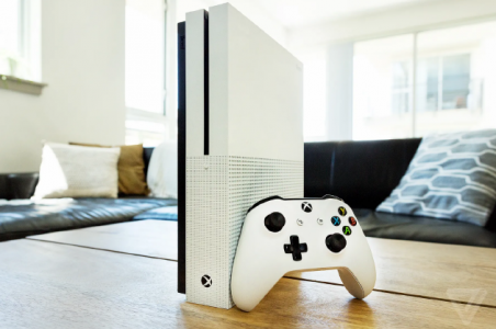 Microsoft admits Xbox One weakness: sales are less than half of Sony's PS4