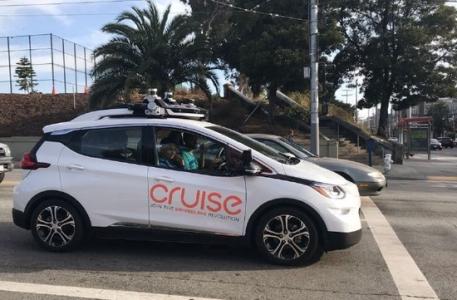 U.S. regulator extends public comment on GM, Ford self-driving petition